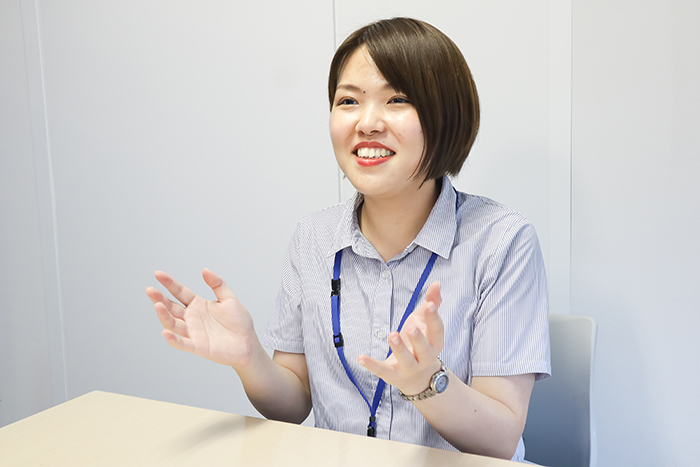 テンポスホールディングス_担当者様写真