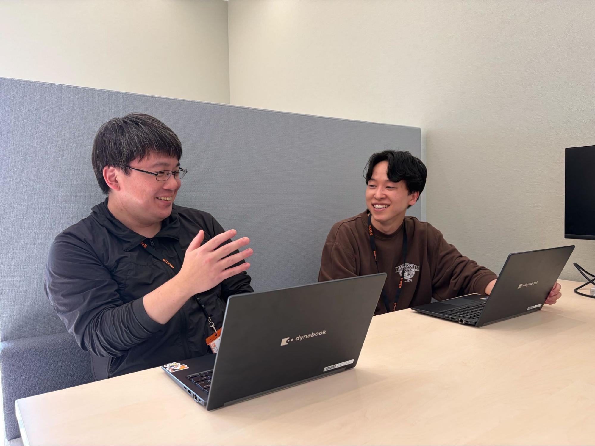 清水と安倍の画像